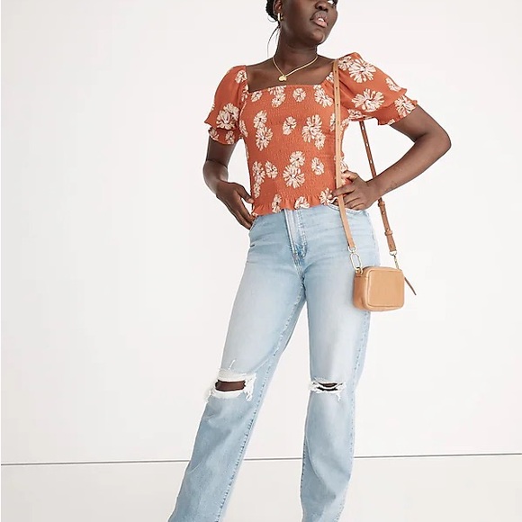 Madewell Georgette Lucie Puff-Sleeve Smocked Bodice Top in Moody Blooms - Picture 3 of 4